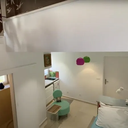 48 Urban Suites Dun-le-Palestel Chambre photo
