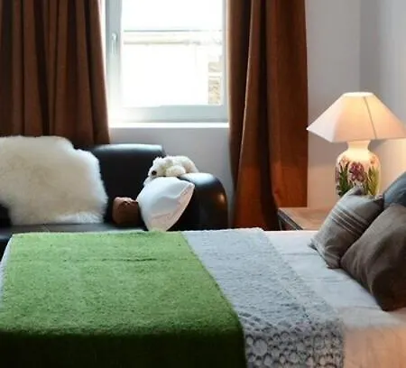 48 Urban Suites Dun-le-Palestel Chambre photo